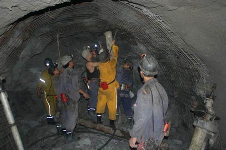 青山湖工程爆破中的危险因素分析以及应对工程爆破危险的措施